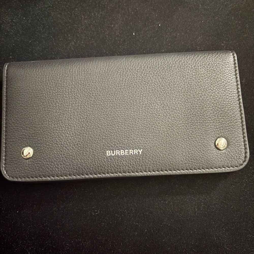 Brand new Burberry Black Leather Wallet/ check holder/ card holder - Picture 4 of 11